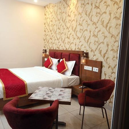 Hotel Singla Residency Kangra Kültér fotó