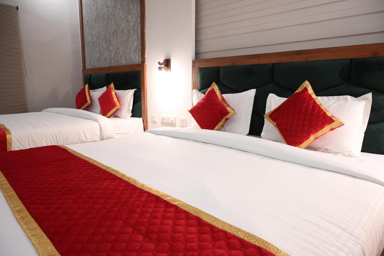 Hotel Singla Residency Kangra Kültér fotó