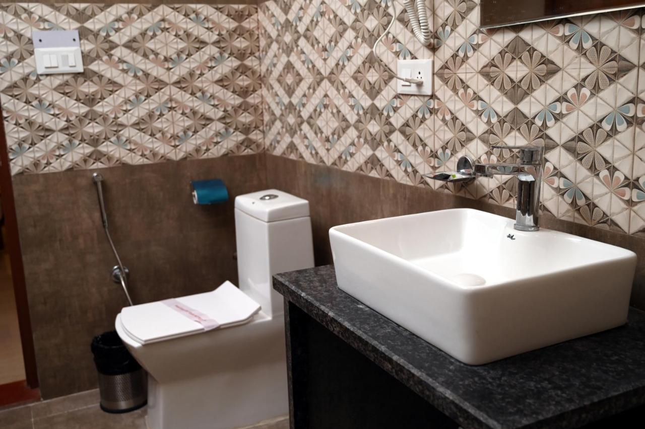 Hotel Singla Residency Kangra Kültér fotó